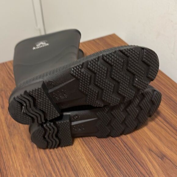 Kamik Kids NWOT Unisex Stomp Rainboots in Black. Size 5. - Picture 4 of 5